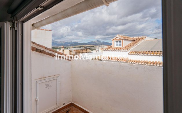 Wiederverkauf - Villa -   Inländisch - Pizarra