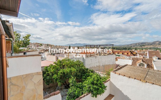 Wiederverkauf - Villa -   Inländisch - Pizarra