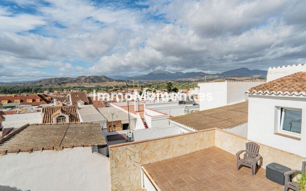 Wiederverkauf - Villa -   Inländisch - Pizarra