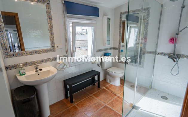 Wiederverkauf - Villa -   Inländisch - Pizarra