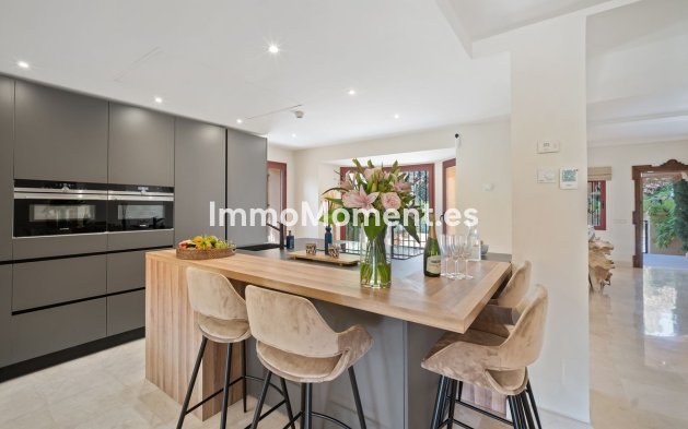 Revente - Villa - Marbella - Puerto Banús