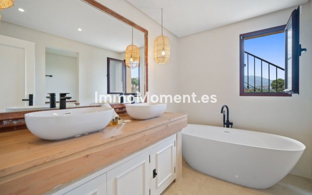 Revente - Villa - Marbella - Puerto Banús