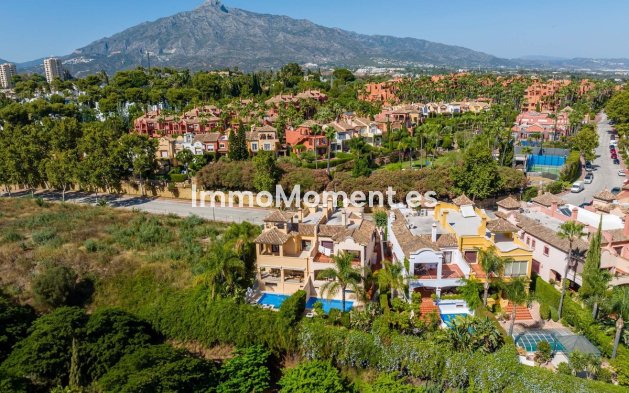 Revente - Villa - Marbella - Puerto Banús