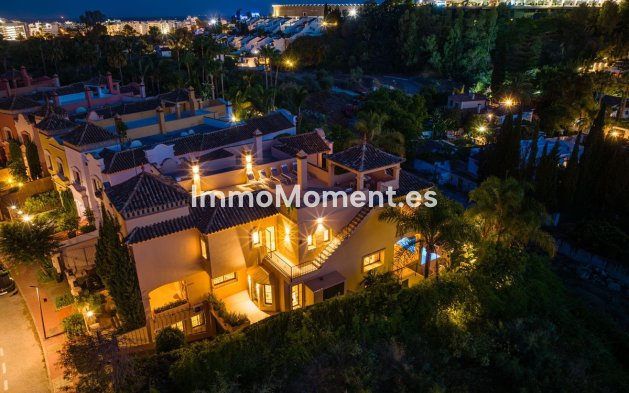 Revente - Villa - Marbella - Puerto Banús
