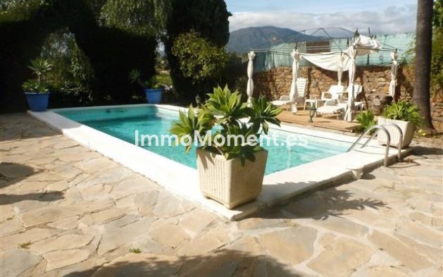 Bestaande woning - Villa - Estepona  - Estepona Centro