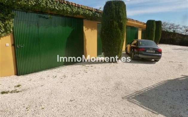 Bestaande woning - Villa - Estepona  - Estepona Centro