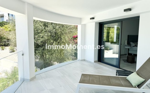 Wiederverkauf - Villa - Marbella - El Rosario