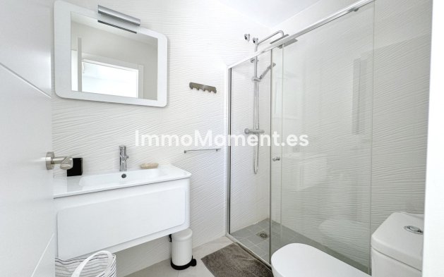 Wiederverkauf - Villa - Marbella - El Rosario