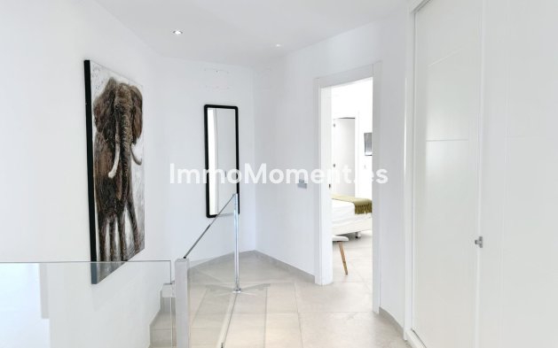 Wiederverkauf - Villa - Marbella - El Rosario