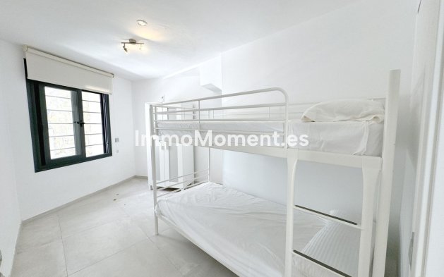 Wiederverkauf - Villa - Marbella - El Rosario