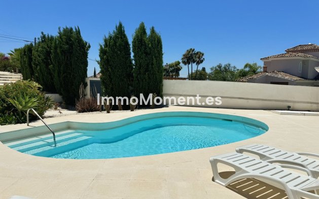 Wiederverkauf - Villa - Marbella - El Rosario