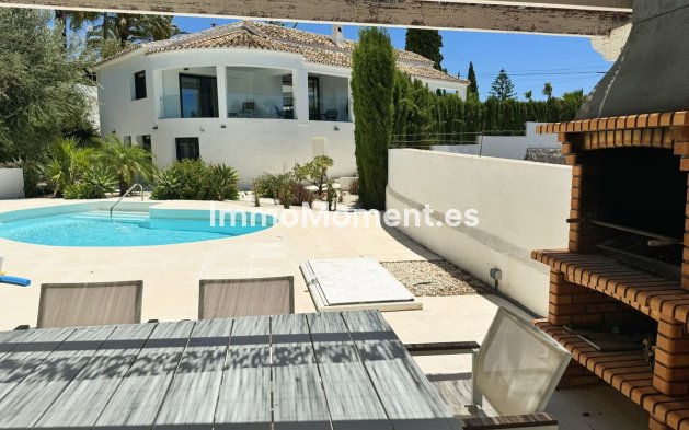 Wiederverkauf - Villa - Marbella - El Rosario