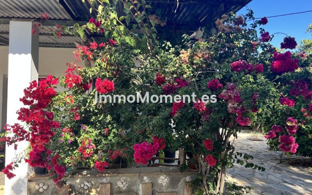 Resale - Country house - Estepona - New Golden Mile