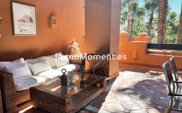 Wiederverkauf - Wohnung - Marbella - Nueva Andalucía