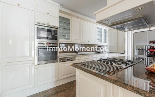 Wiederverkauf - Wohnung - Estepona  - Atalaya