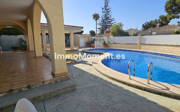 Wiederverkauf - Villa - Orihuela - Campoamor