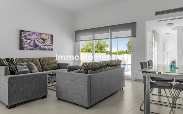 Wiederverkauf - Villa - Orihuela - Mil Palmeras