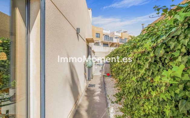 Wiederverkauf - Villa - Orihuela - La Zenia