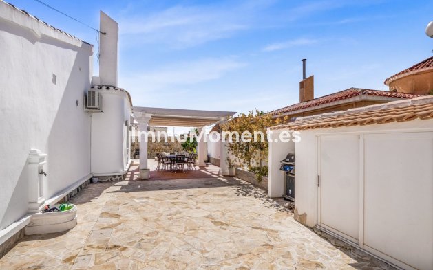 Wiederverkauf - Villa - Orihuela - Orihuela Costa