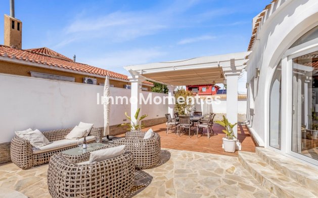 Wiederverkauf - Villa - Orihuela - Orihuela Costa