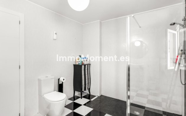 Wiederverkauf - Villa - Orihuela - Orihuela Costa