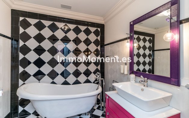 Revente - Villa - Marbella - Sierra Blanca