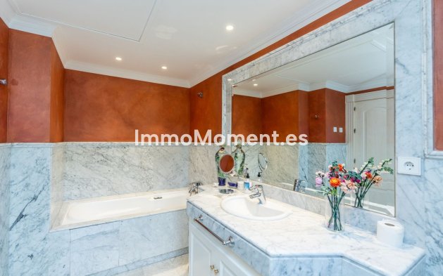 Revente - Villa - Marbella - Sierra Blanca