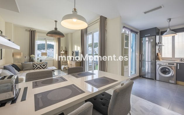 Revente - Appartement - Estepona  - Estepona Centro