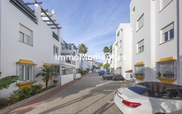 Revente - Appartement - Estepona  - Estepona Centro