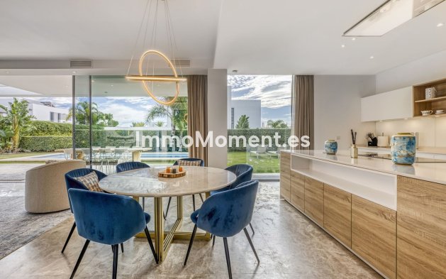 Wiederverkauf - Villa - Estepona  - Estepona Centro