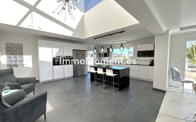 Resale - Villa - Mijas - Mijas Costa