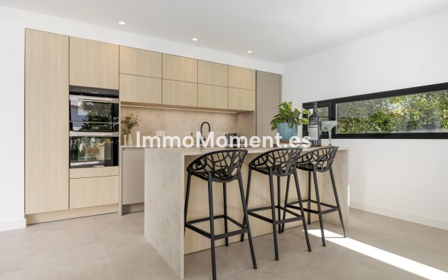 Resale - Villa - Marbella - Marbesa