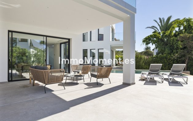 Resale - Villa - Marbella - Marbesa