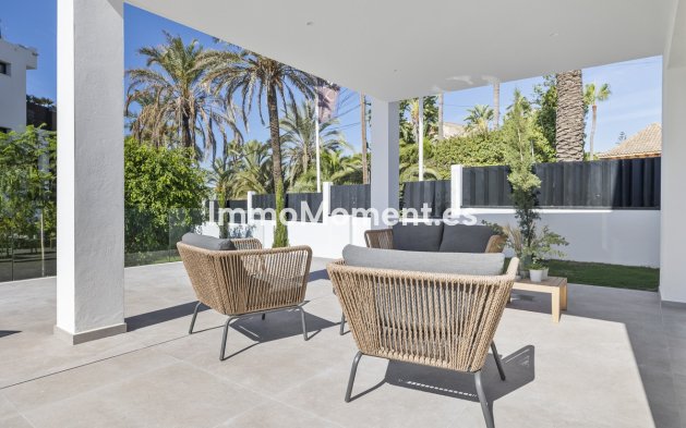 Resale - Villa - Marbella - Marbesa