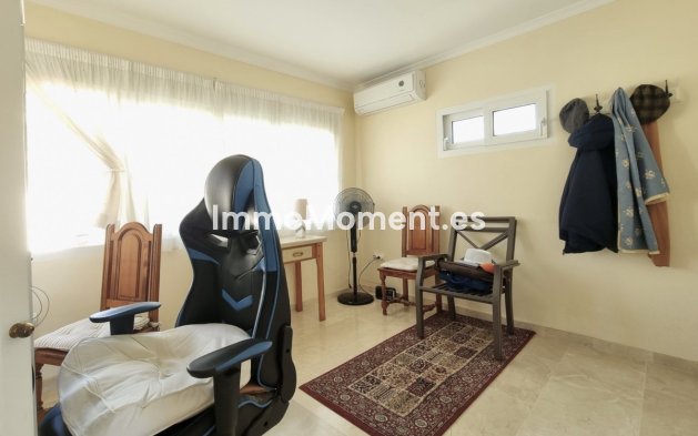 Revente - Villa - Benalmadena - Benalmadena Centro