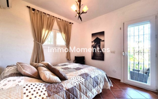 Resale - Villa - Benalmadena - Benalmadena Centro