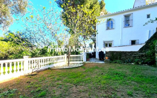 Resale - Villa - Benalmadena - Benalmadena Centro