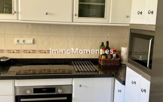 Resale - Apartment - Mijas - Calahonda