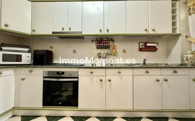 Resale - Apartment - Fuengirola - Fuengirola Centro