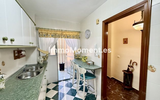 Resale - Apartment - Fuengirola - Fuengirola Centro
