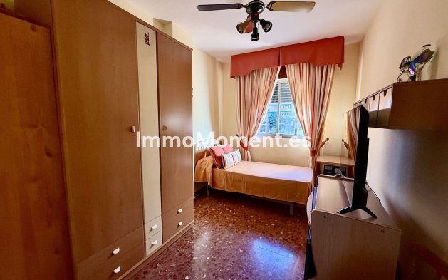 Resale - Apartment - Fuengirola - Fuengirola Centro