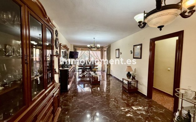 Resale - Apartment - Fuengirola - Fuengirola Centro