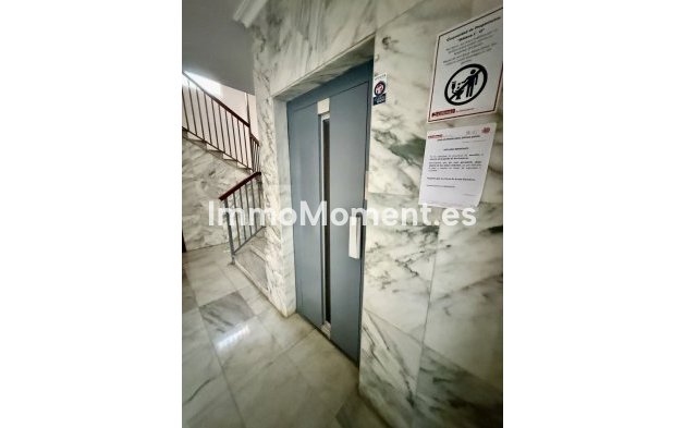 Resale - Apartment - Fuengirola - Fuengirola Centro