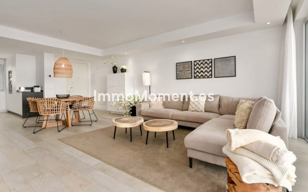 Reventa - Apartamento - Casares - Casares Centro