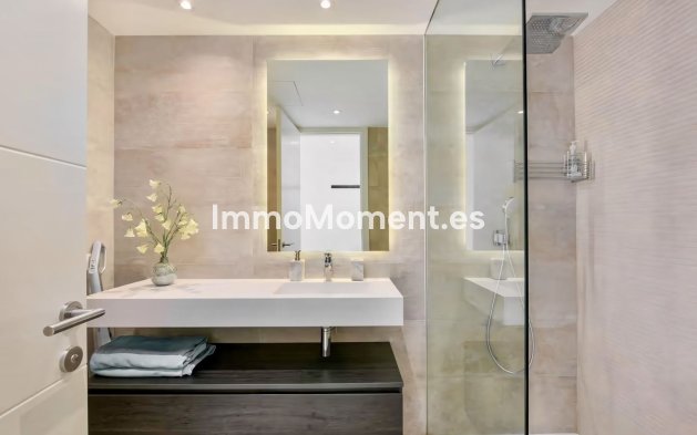 Reventa - Apartamento - Casares - Casares Centro