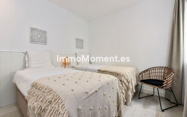 Reventa - Apartamento - Casares - Casares Centro