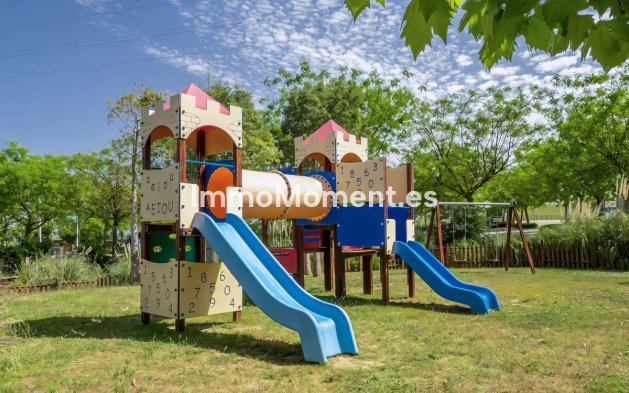 Reventa - Apartamento - Casares - Casares Centro