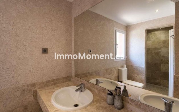 Wiederverkauf - Villa - Marbella - Marbella Centro