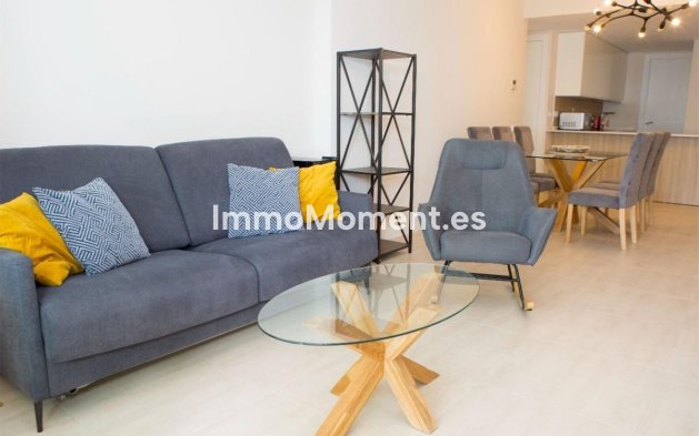 Resale - Apartment - Estepona - Estepona Centro