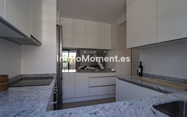 Resale - Villa - Estepona - Cancelada